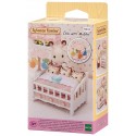 LIT DE BEBE ET MOBILE SYLVANIAN FAMILIES