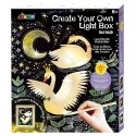 COFFRET CREATIF BOITE LUMINEUSE SCRATCH-ART - 8 TABLEAUX 22X26CM DÈS 6 ANS