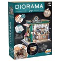 DIORAMA LE CAFÉ - MAQUETTE EN BOIS 120 PIÈCES AVEC MODULE LUMINEUX - DÈS 10 ANS